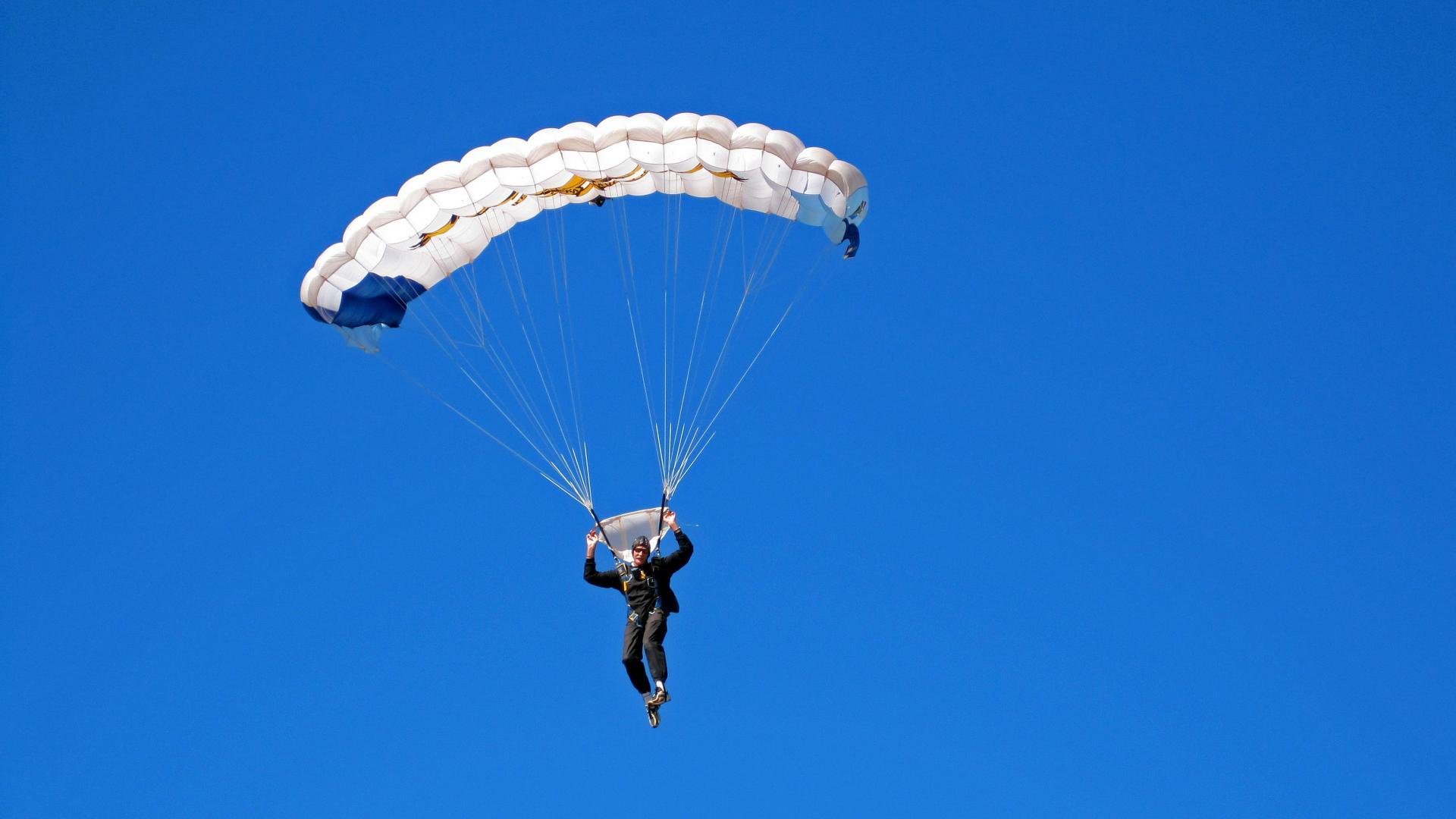 爱游戏体育娱乐-全国青少年壁球比赛在南京盛大举行,壁球比赛规则